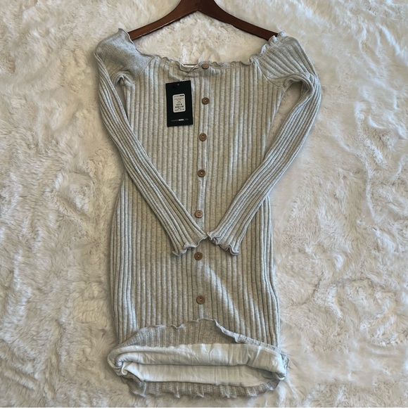 Fashion Nova Scalloped Cream Dress - Picture 6 of 10